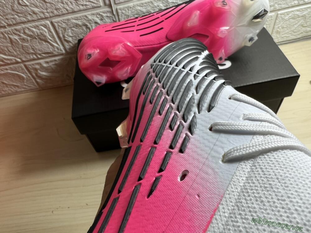 Men's Adidas Predator Edge.1 FG Firm Ground High-Tops Football Boots - White/Pink