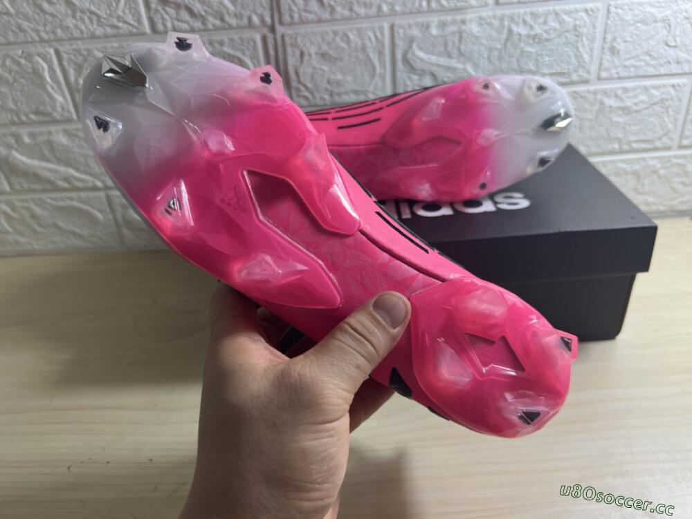 Men's Adidas Predator Edge.1 Low FG Firm Ground Low-Tops Football Boots - White/Pink