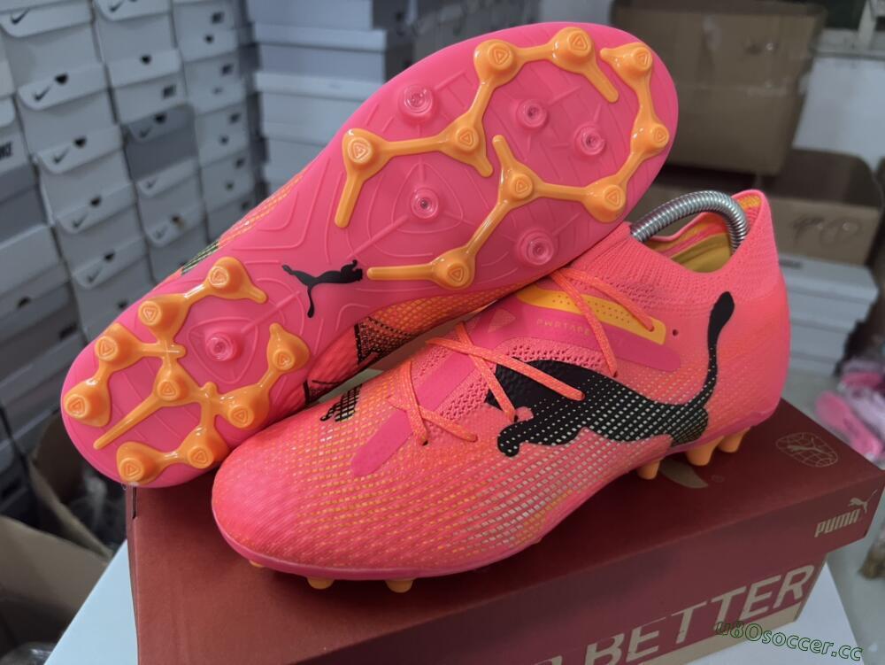 Men's Puma Future Ultimate MG Multi Ground Low-Tops Football Boots - Red/Black/Orange