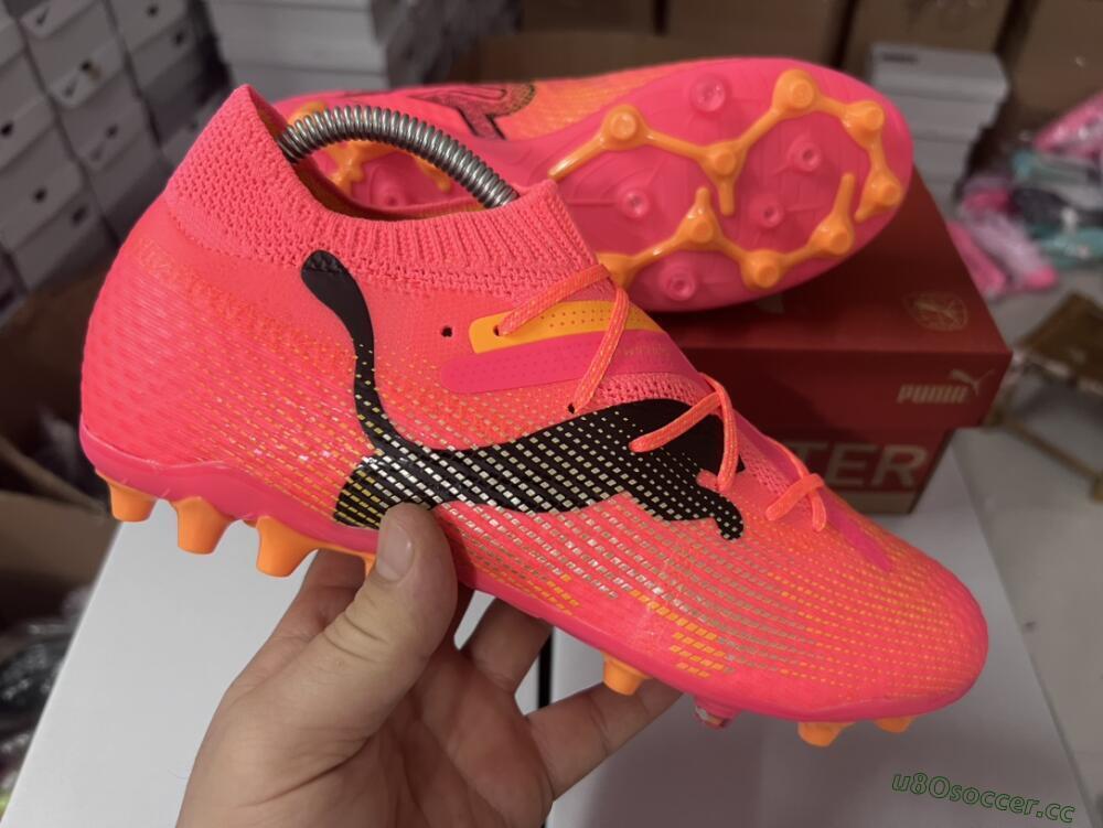 Men's Puma Future Ultimate MG Multi Ground Low-Tops Football Boots - Red/Black/Orange