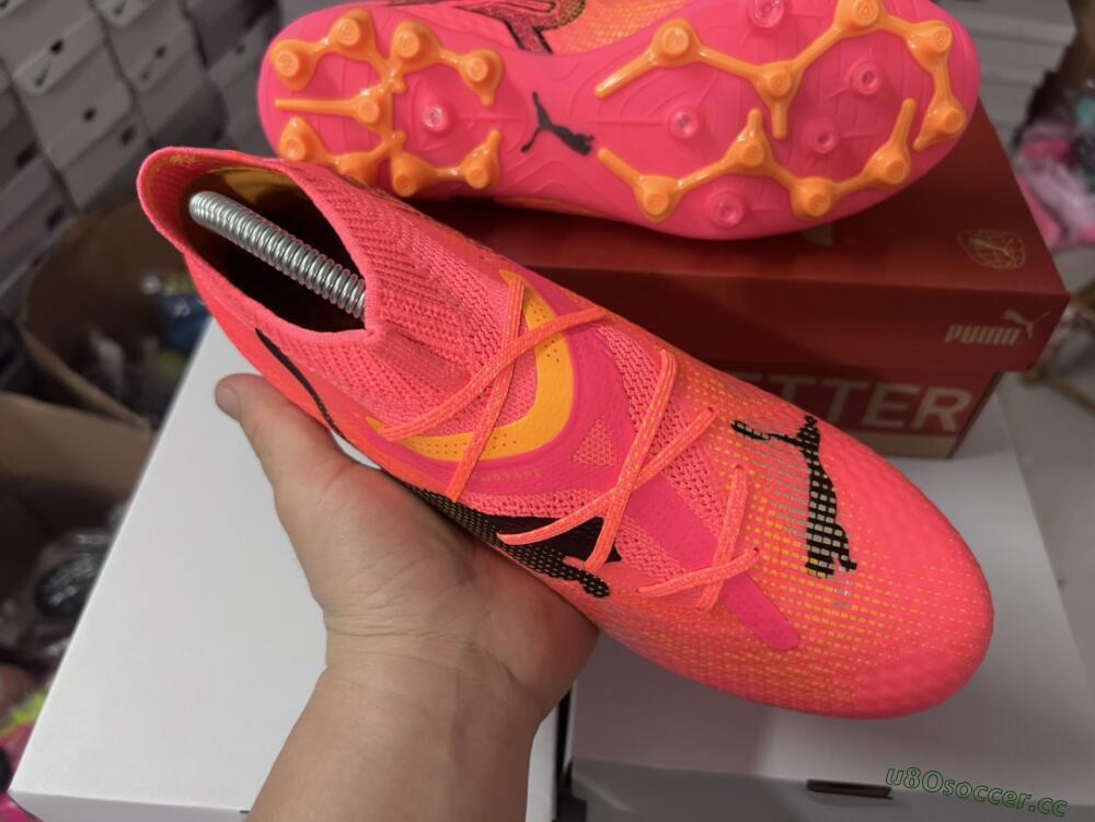 Men's Puma Future Ultimate MG Multi Ground Low-Tops Football Boots - Red/Black/Orange