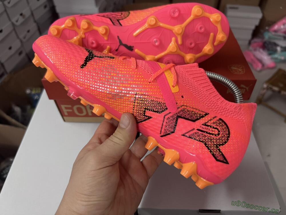 Men's Puma Future Ultimate MG Multi Ground Low-Tops Football Boots - Red/Black/Orange