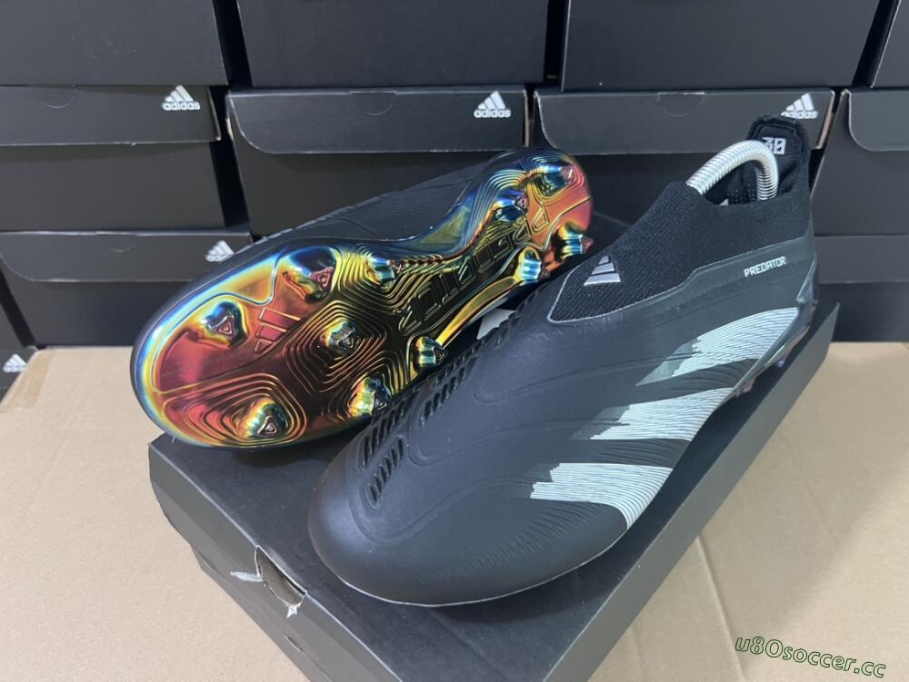 Unisex Adidas Predator Accuracy+ Laceless FG Firm Ground Low-Tops Football Boots - Black/Silver