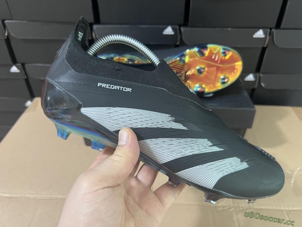 Unisex Adidas Predator Accuracy+ Laceless FG Firm Ground Low-Tops Football Boots - Black/Silver