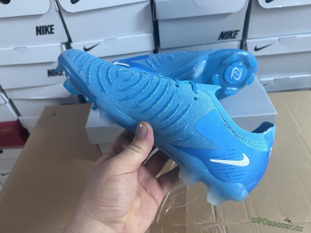 Men's Nike Phantom Luna Elite NU FG Firm Ground Low-Tops Football Boots - Light Blue/White