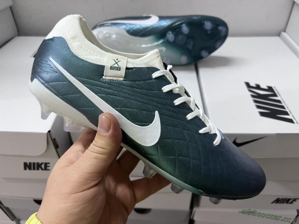 Men's Nike Tiempo Legend 10 Elite FG Firm Ground Low-Tops Football Boots - Jade/White