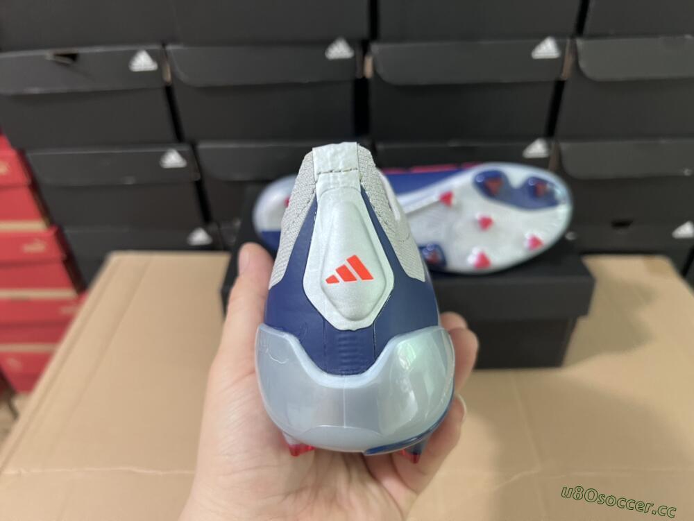 Unisex Adidas Predator Accuracy+ Laceless FG Firm Ground Low-Tops Football Boots - Silver/Blue/Red