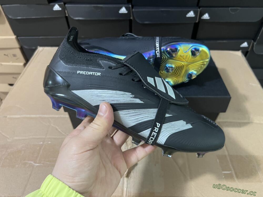 Men's Adidas Predator Elite Foldover Tongue FG Firm Ground Low-Tops Football Boots - Black/Silver/Gold