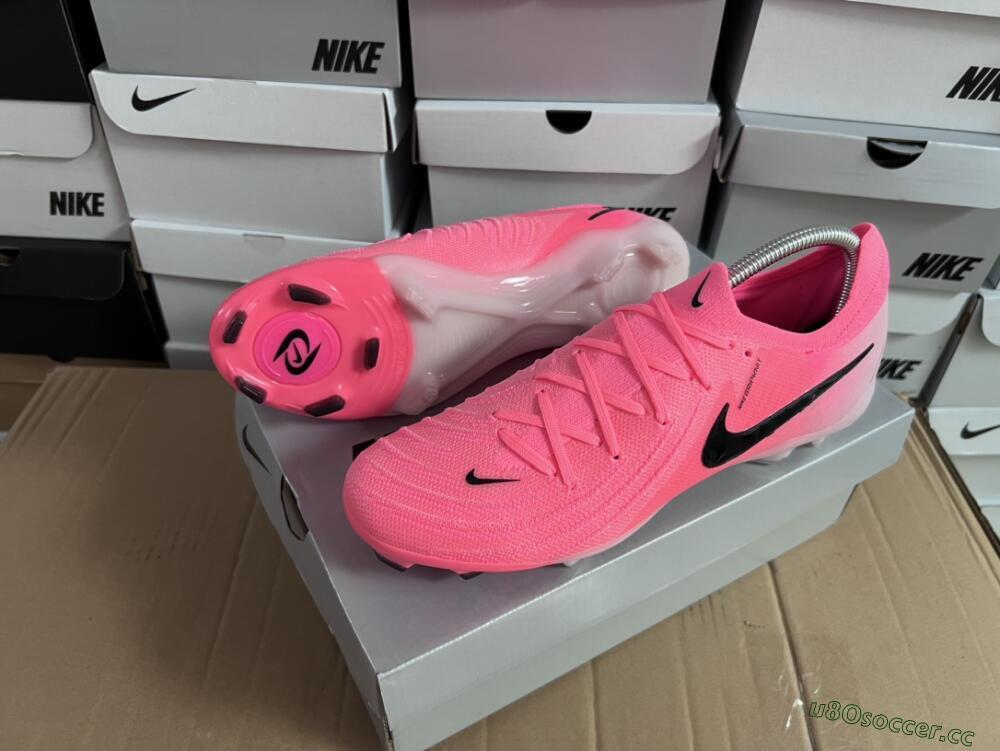 Men's Nike Phantom Luna Elite FG Firm Ground Low-Tops Football Boots - Pink/Black