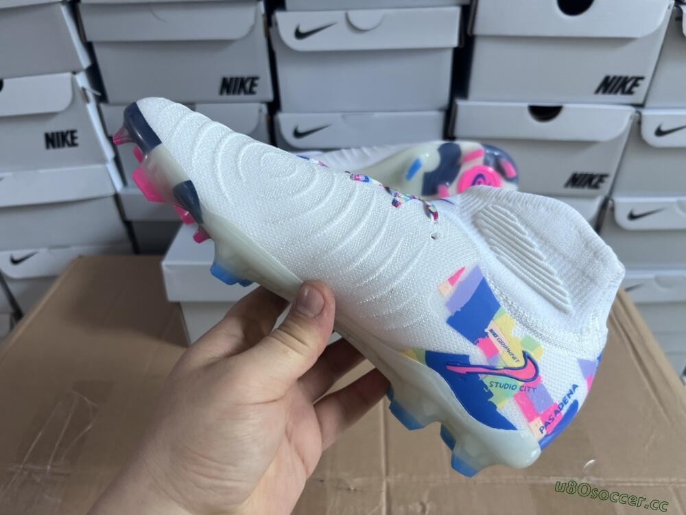 Men's Nike Phantom Luna Elite NU FG Firm Ground High-Tops Football Boots - Beige/Blue/Yellow/Pink