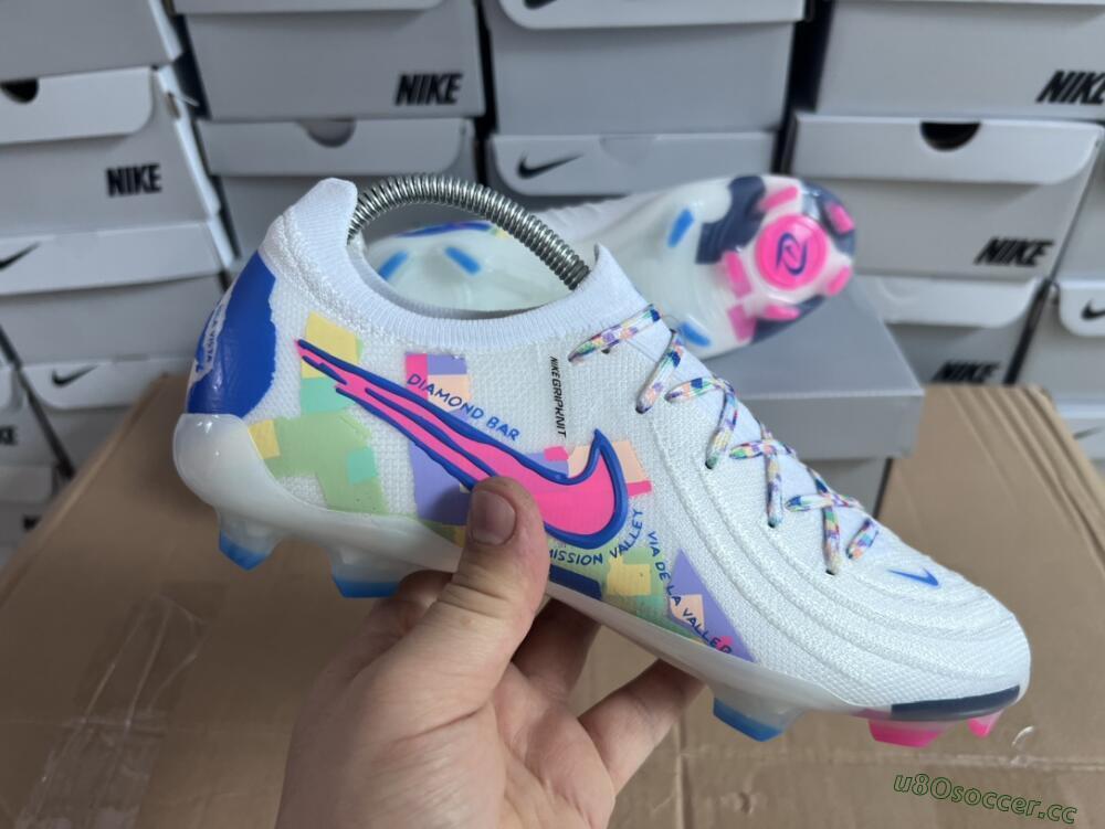 Men's Nike Phantom Luna Elite NU FG Firm Ground Low-Tops Football Boots - Beige/Blue/Yellow/Pink