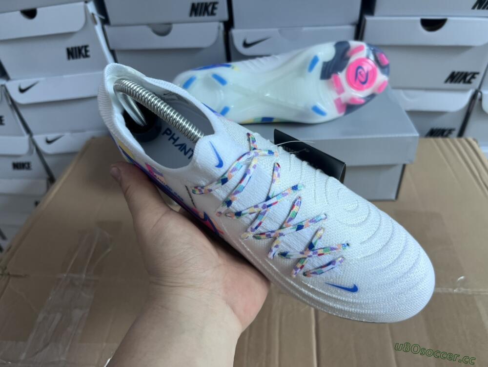 Men's Nike Phantom Luna Elite NU FG Firm Ground Low-Tops Football Boots - Beige/Blue/Yellow/Pink