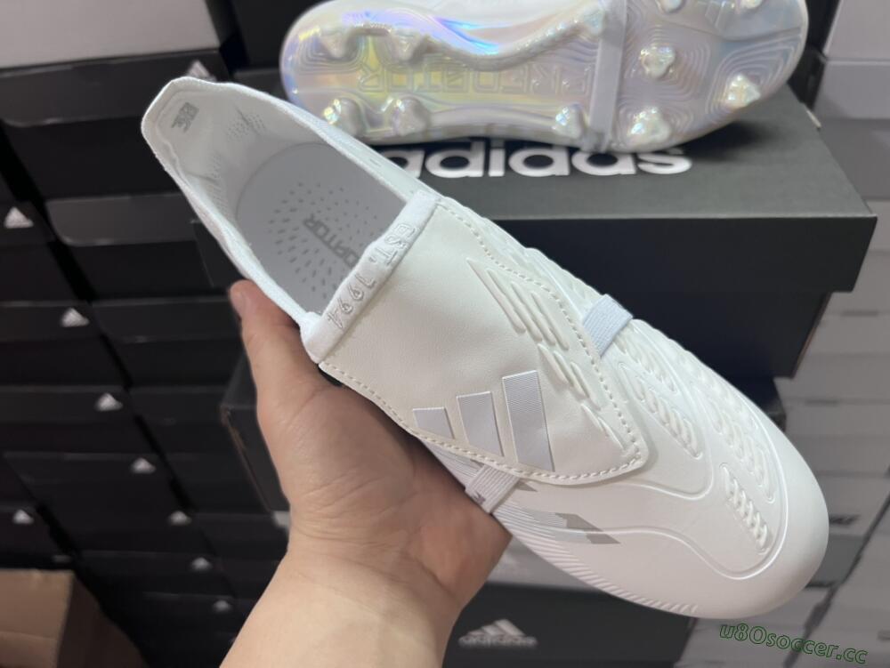 Unisex Adidas Predator Elite Foldover Tongue FG Firm Ground Low-Tops Football Boots - Beige/White/Silver