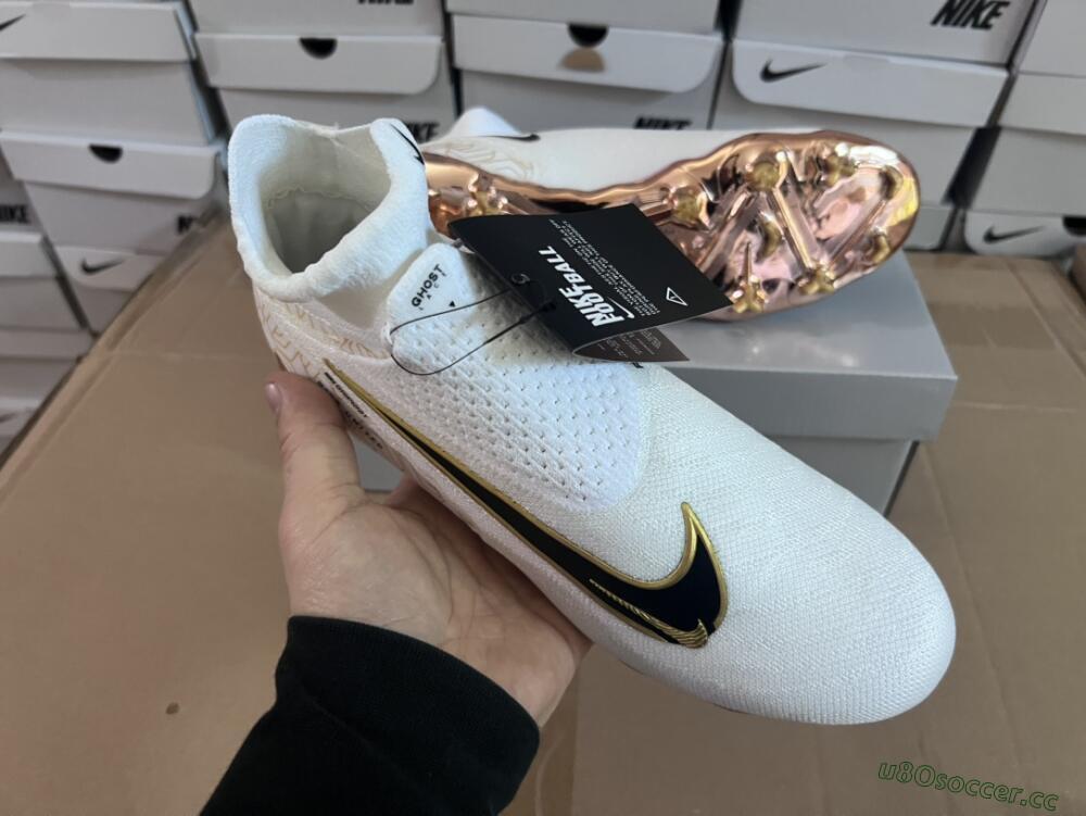 Men's Nike Phantom GX Elite DF Link United Golden Pack FG Firm Ground High-Tops Football Boots - White/Metallic Gold/Black