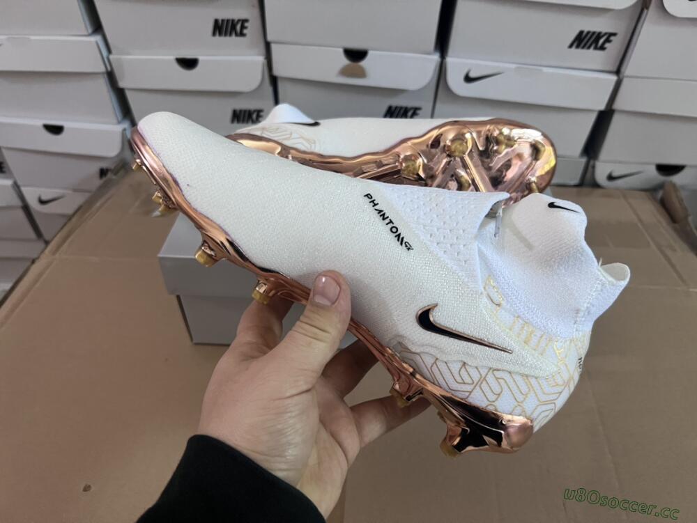 Men's Nike Phantom GX Elite DF Link United Golden Pack FG Firm Ground High-Tops Football Boots - White/Metallic Gold/Black
