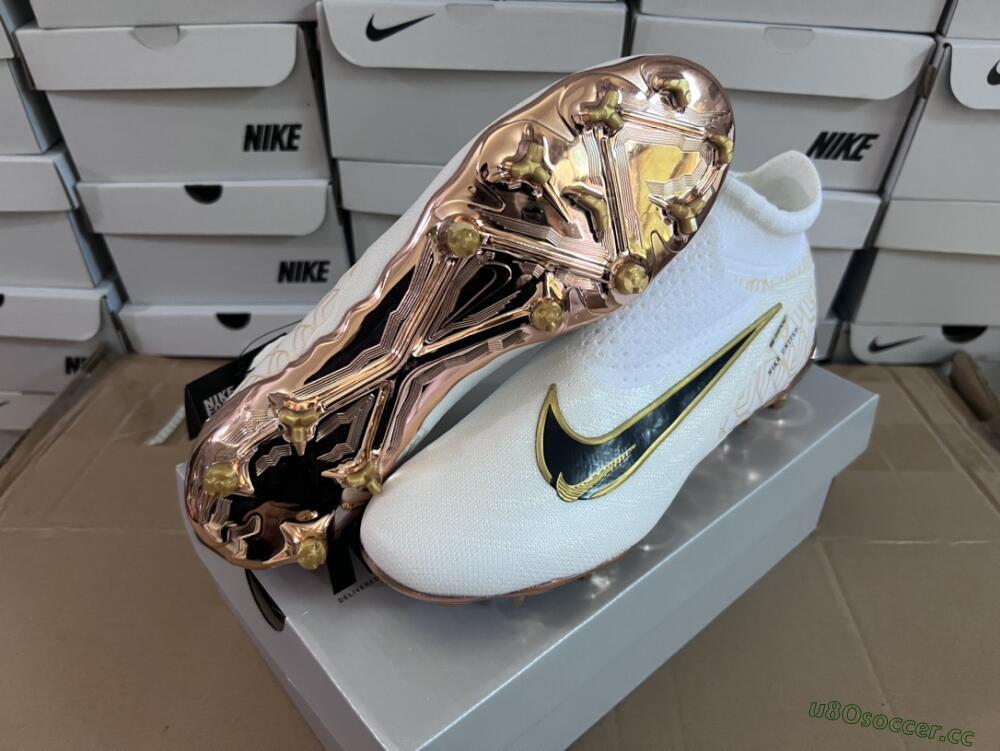 Men's Nike Phantom GX Elite DF Link United Golden Pack FG Firm Ground High-Tops Football Boots - White/Metallic Gold/Black