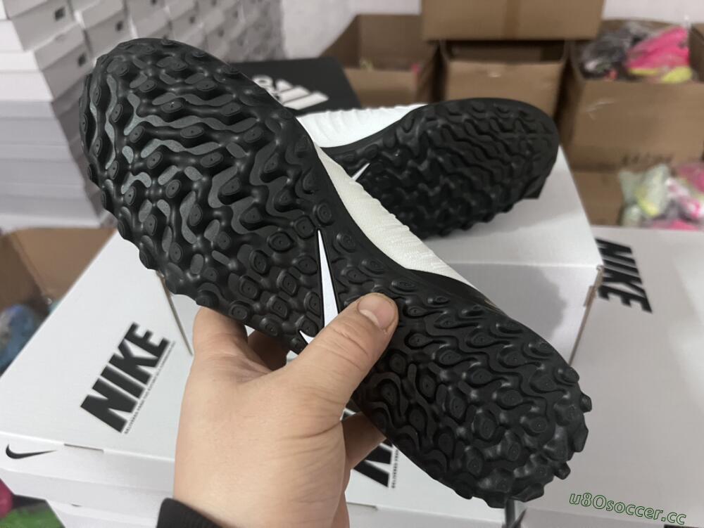 Men's Nike Phantom Luna Elite NU FG Firm Ground High-Tops Football Boots - White/Black/Gold