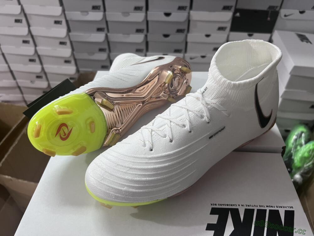 Unisex Nike Phantom Luna Elite NU FG Firm Ground High-Tops Football Boots - White/Black/Gold