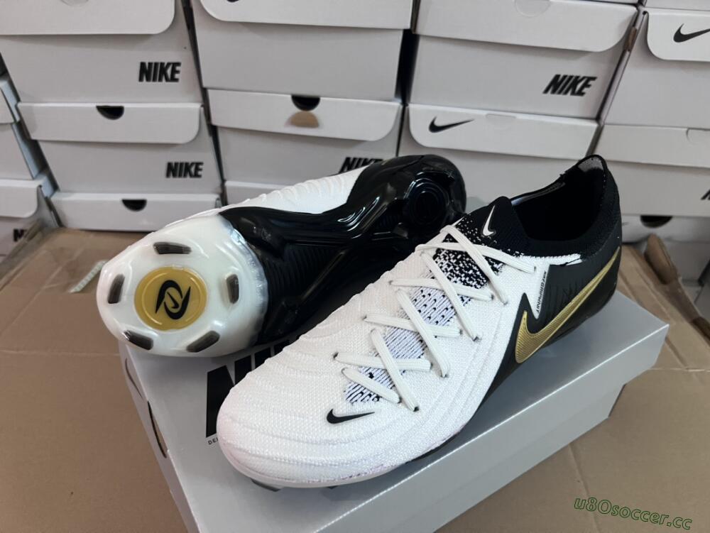 Men's Nike Phantom Luna Elite Low FG Firm Ground Low-Tops Football Boots - White/Black/Gold