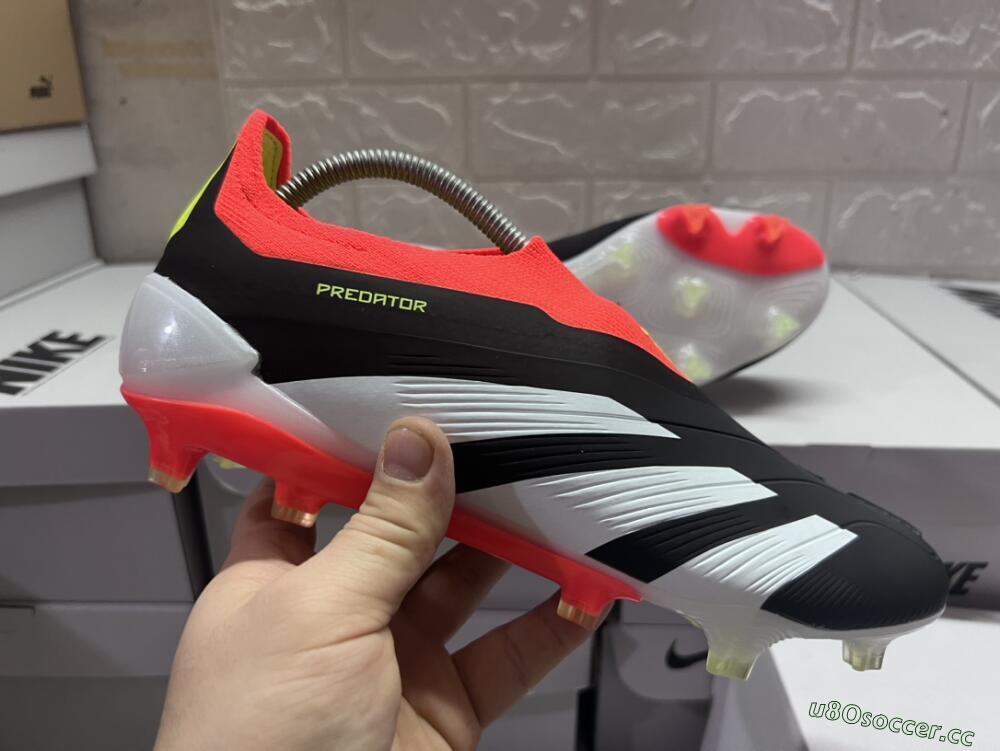 Men's Adidas Predator Elite Laceless FG Firm Ground Low-Tops Football Boots - Black/White/Red