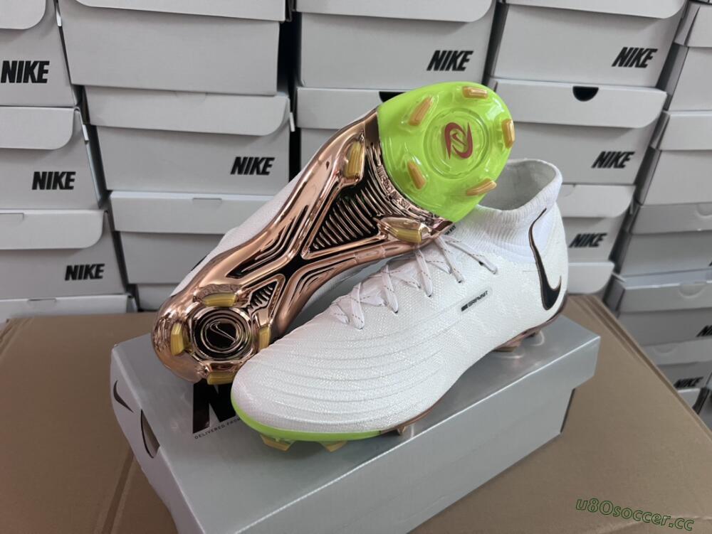 Men's Nike Phantom Luna Elite NU FG Firm Ground High-Tops Football Boots - White/Gold/Black
