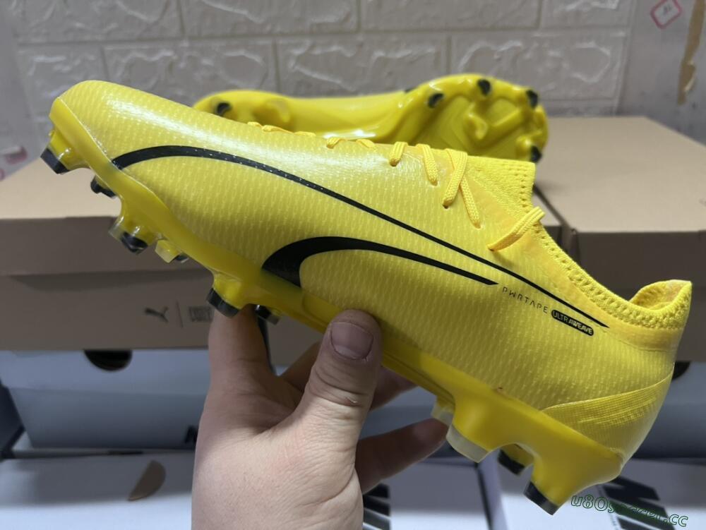 Men's Puma Ultra Ultimate FG Firm Ground Low-Tops Football Boots - Yellow/White/Black