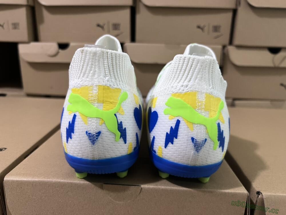 Men's Puma Future Ultimate MG Multi Ground Low-Tops Football Boots - White/Yellow/Blue