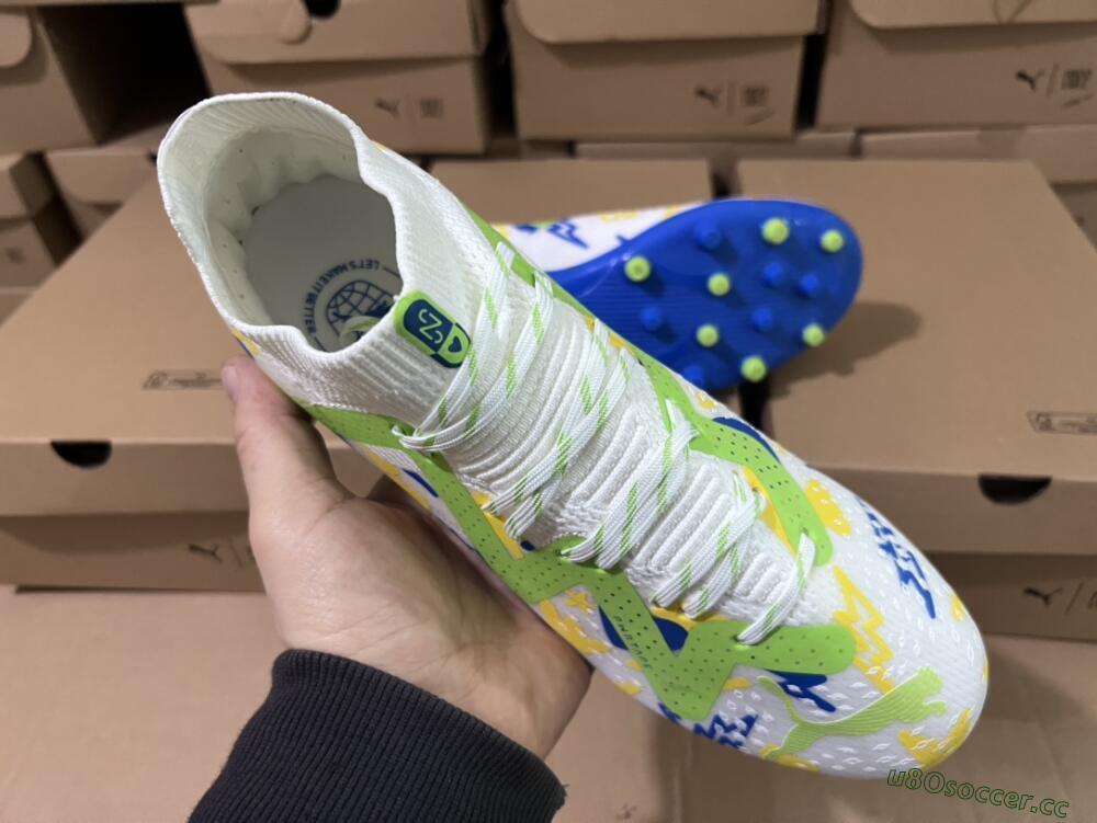 Men's Puma Future Ultimate MG Multi Ground Low-Tops Football Boots - White/Yellow/Blue
