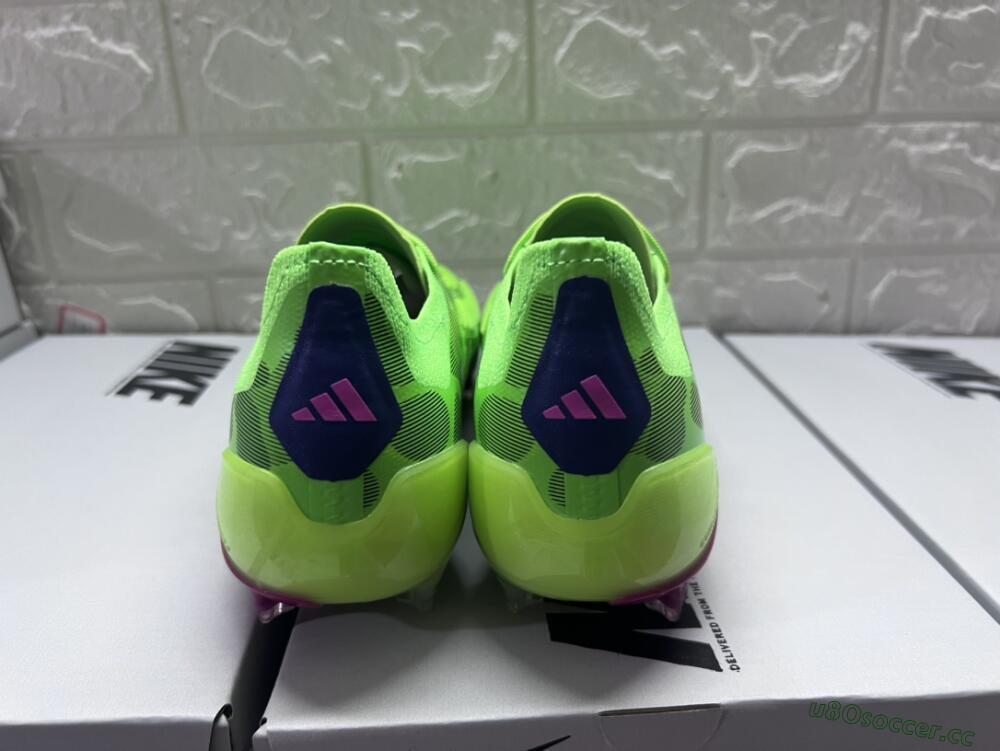 Men's Adidas Predator Accuracy.1 FG Firm Ground Low-Tops Football Boots - Green/Yellow/Purple