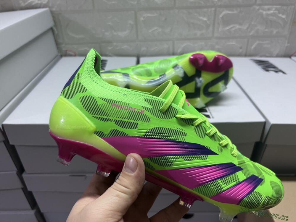 Men's Adidas Predator Accuracy.1 FG Firm Ground Low-Tops Football Boots - Green/Yellow/Purple