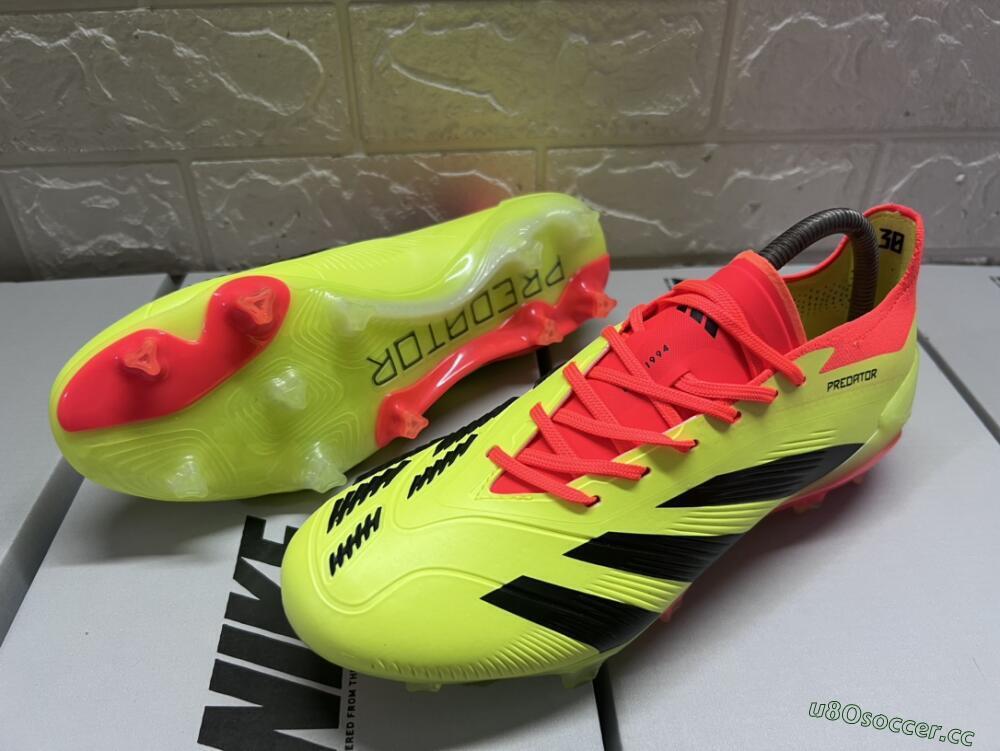 Men's Adidas Predator Accuracy.1 FG Firm Ground Low-Tops Football Boots - Green/Red/Black