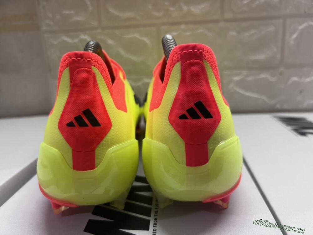 Men's Adidas Predator Accuracy.1 FG Firm Ground Low-Tops Football Boots - Green/Red/Black