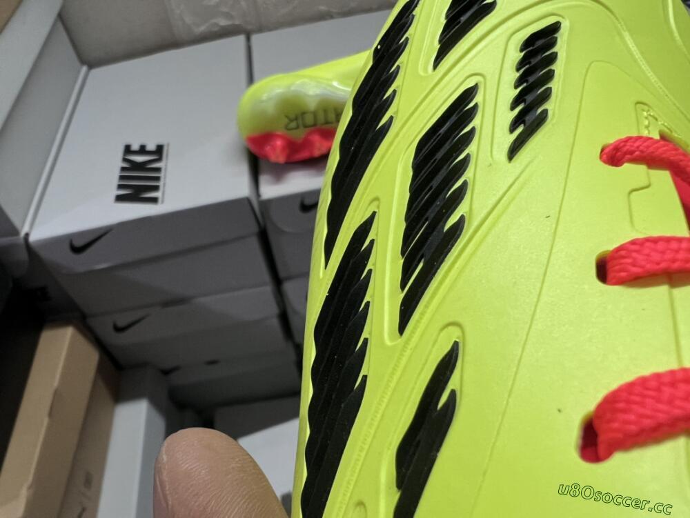 Men's Adidas Predator Accuracy.1 FG Firm Ground Low-Tops Football Boots - Green/Red/Black
