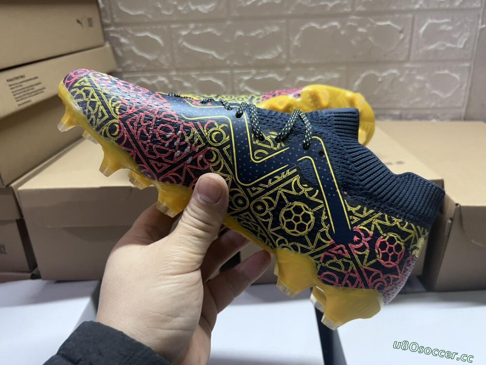 Men's Puma Future Ultimate Limited Edition FG Firm Ground Low-Tops Football Boots - Blue/Yellow/Red