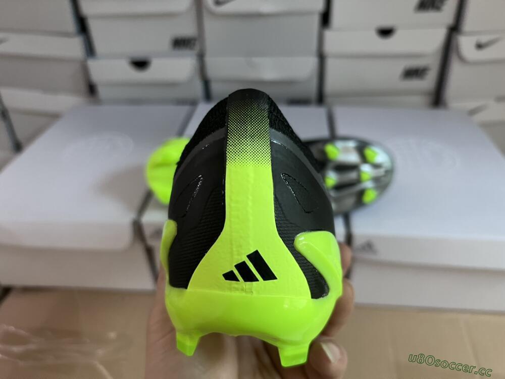Men's Adidas x Crazyfast.1 FG Firm Ground Low-Tops Football Boots - Black/Green