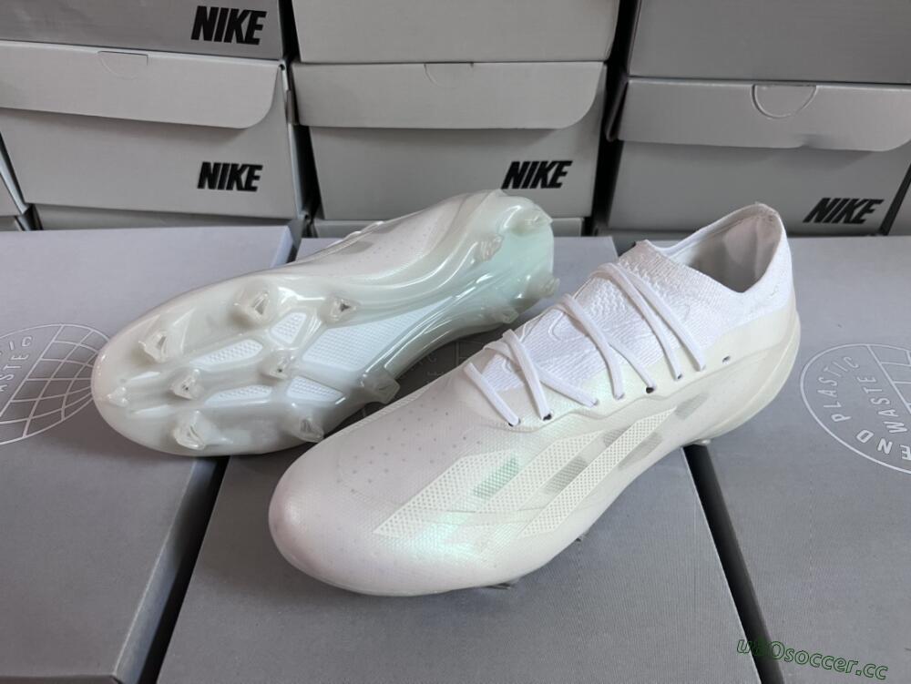 Men's Adidas X Crazyfast.1 FG Firm Ground Low-Tops Football Boots - White/White/White
