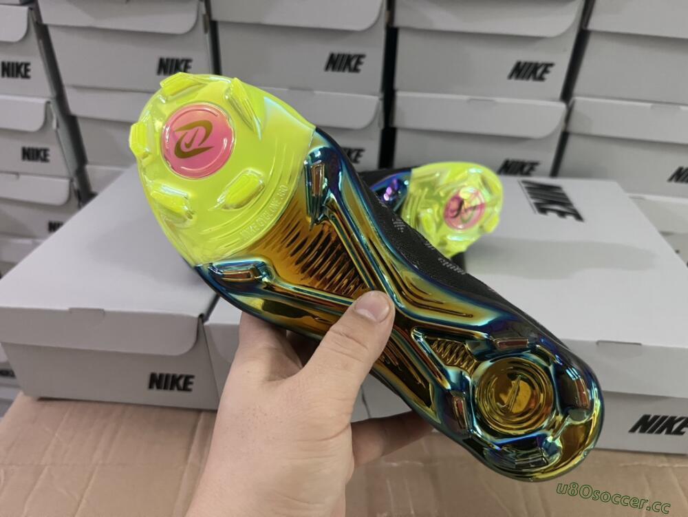 Men's Nike Phantom Luna Elite FG Firm Ground High-Tops Football Boots - Black/Yellow/Pink