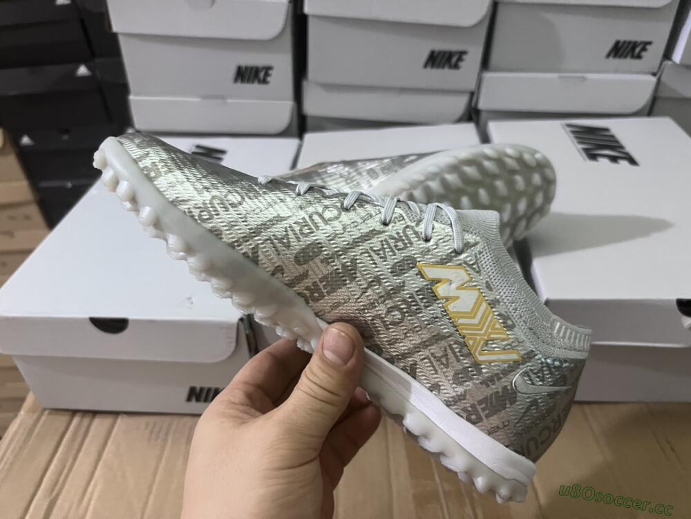 Unisex Nike Air Zoom Mercurial Vapor 15 Elite TF Artificial Turf Low-Tops Football Shoes - Silver/Gold