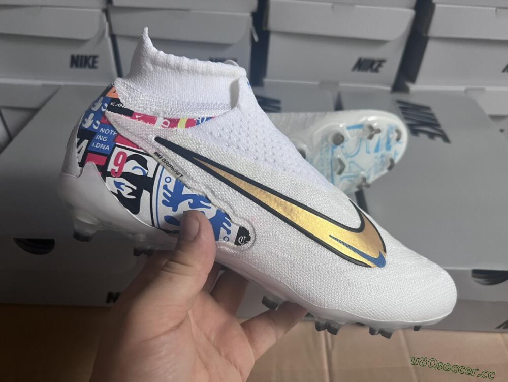 Men's Harry Kane x Nike Phantom GX DF Elite FG Firm Ground Low-Tops Football Boots - White/Gold/Blue