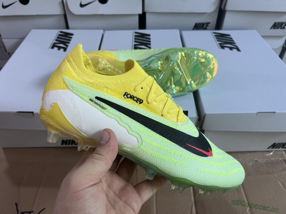 Unisex Nike Phantom GX Elite FG Firm Ground Low-Tops Football Boots - Yellow/Green/Black/Red