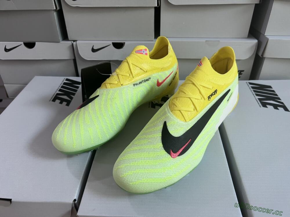 Unisex Nike Phantom GX Elite FG Firm Ground Low-Tops Football Boots - Yellow/Green/Black/Red