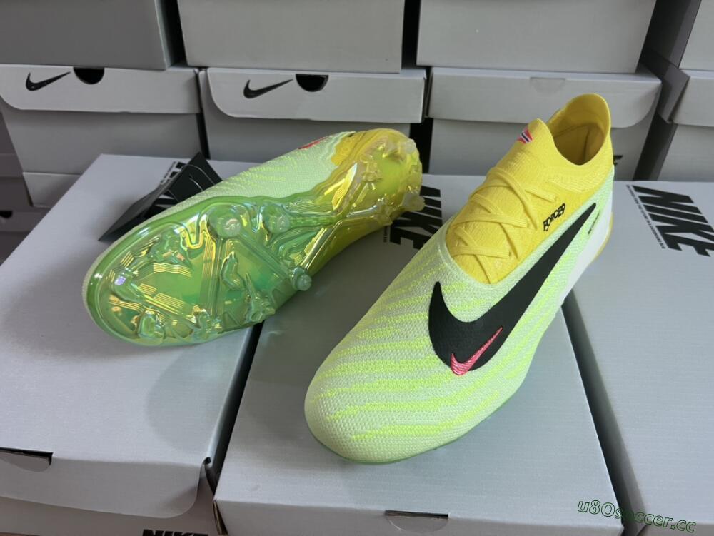 Unisex Nike Phantom GX Elite FG Firm Ground Low-Tops Football Boots - Yellow/Green/Black/Red