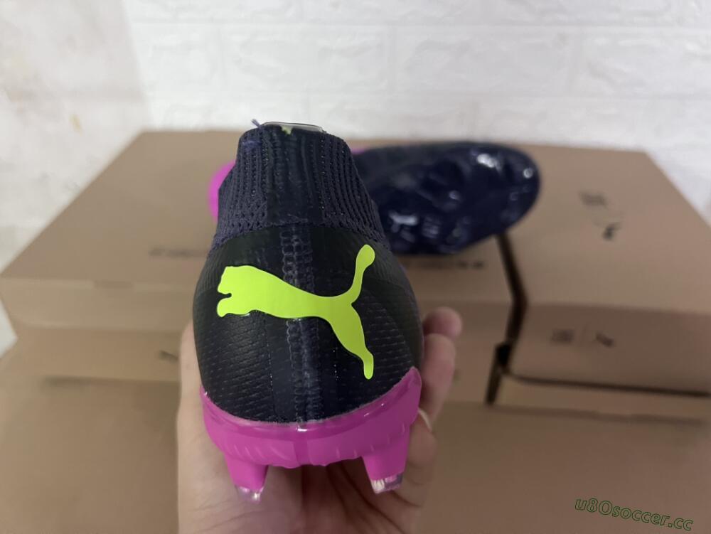 Men's Puma Future Ultimate FG Firm Ground Low-Tops Football Boots - Purple/Pink/Green