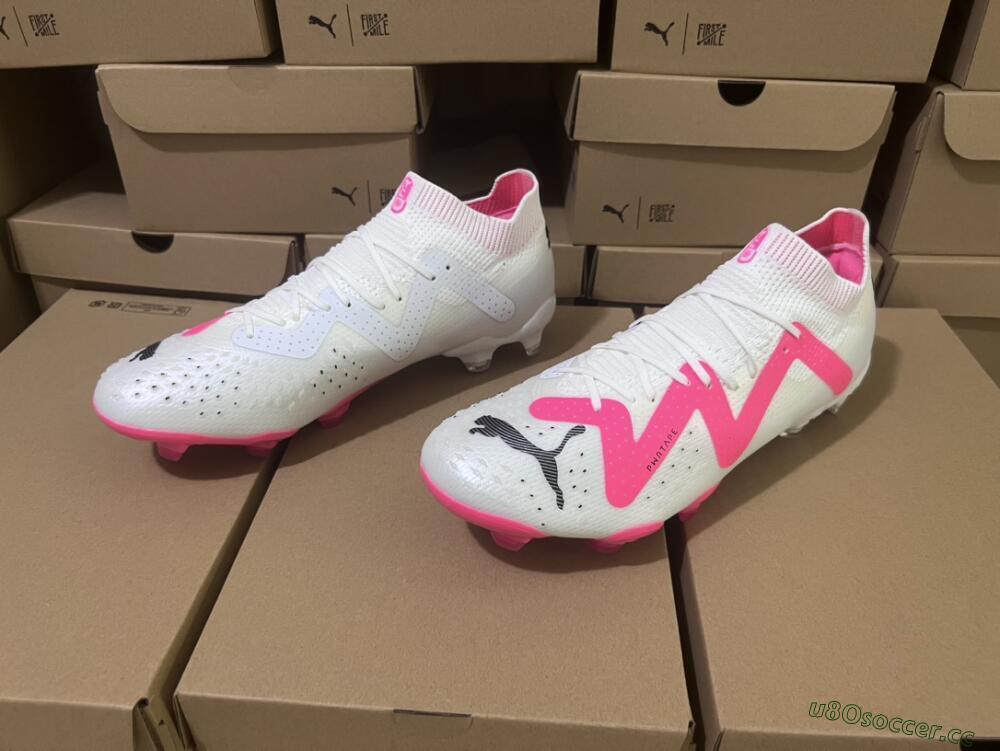 Men's Puma Future Ultimate FG Firm Ground Low-Tops Football Boots - White/Pink/Black