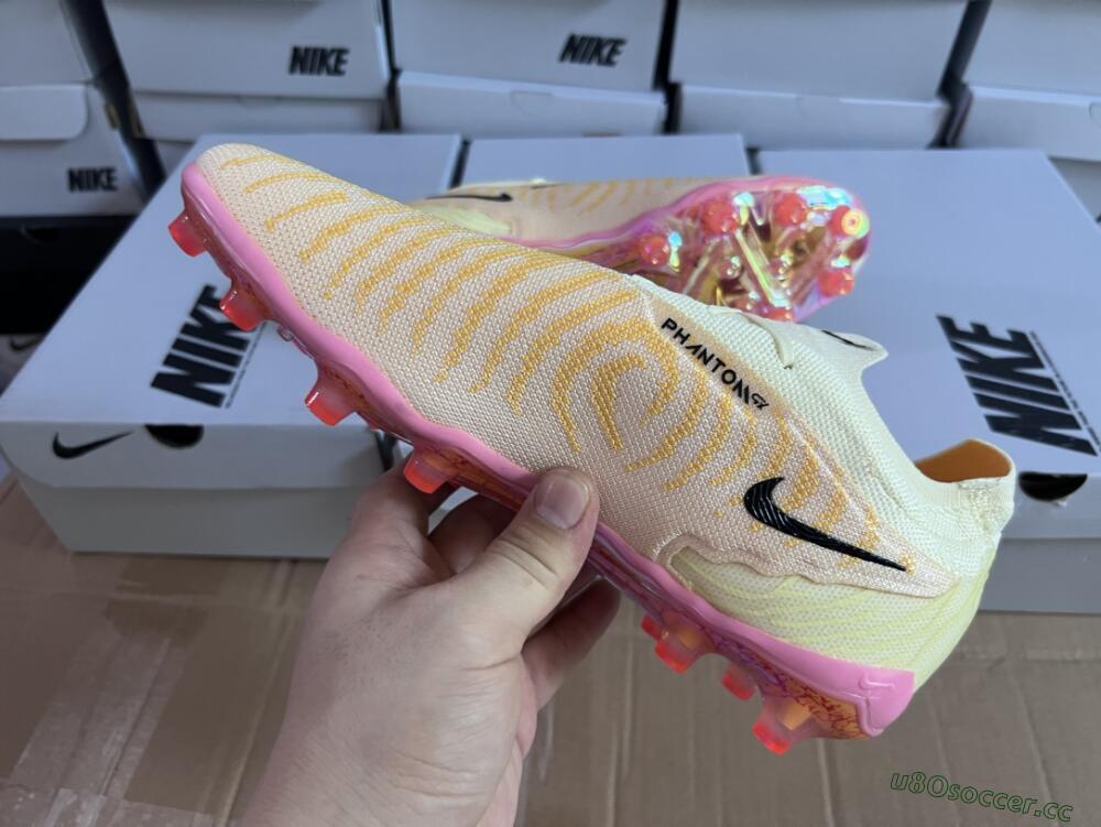 Men's Nike Phantom GX Elite FG Firm Ground Low-Tops Football Boots - Orange/Black