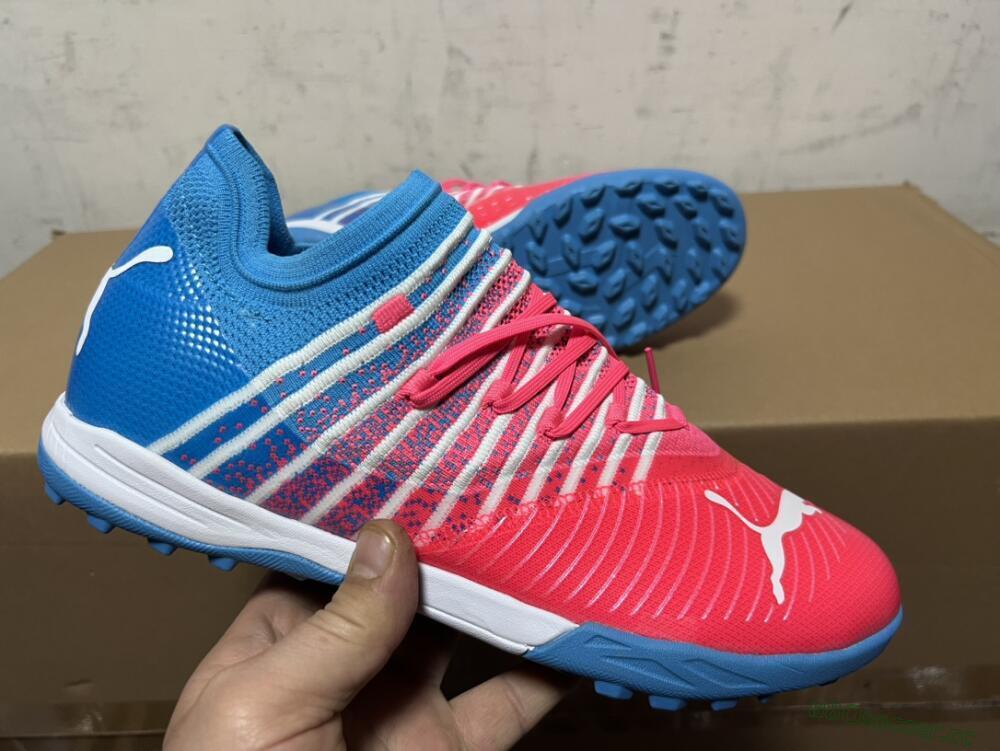 Men's Puma Future Z 1.3 Instinct TF Artificial Turf Low-Tops Football Shoes - Pink/Blue/White