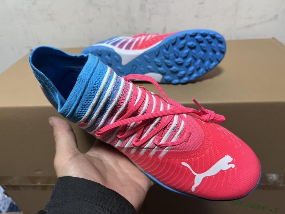 Men's Puma Future Z 1.3 Instinct TF Artificial Turf Low-Tops Football Shoes - Pink/Blue/White