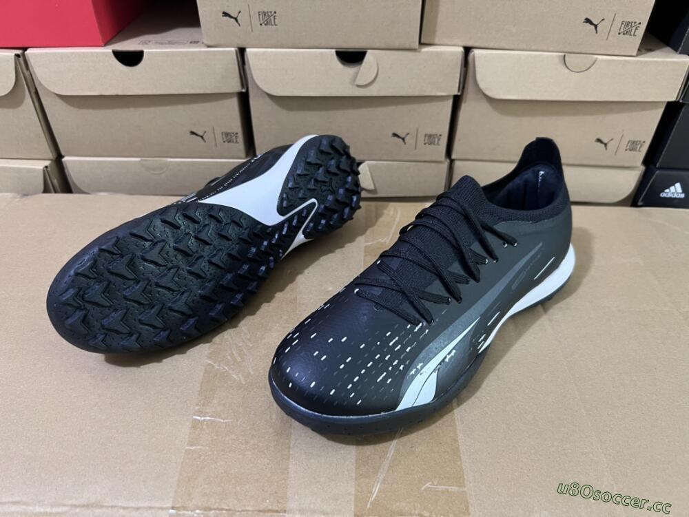 Men's Puma Ultra Ultimate TF Artificial Turf Low-Tops Football Shoes - Black/White