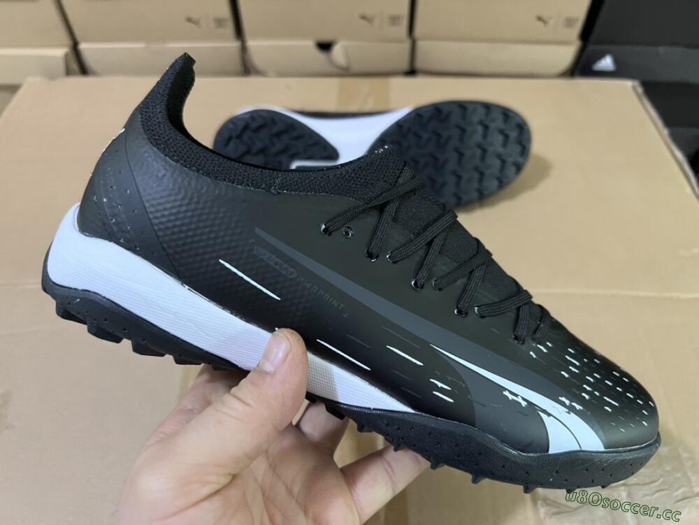 Men's Puma Ultra Ultimate TF Artificial Turf Low-Tops Football Shoes - Black/White