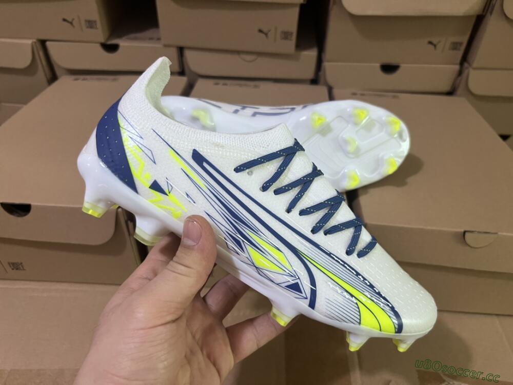Men's Puma Ultra Ultimate FG Firm Ground Low-Tops Football Boots - White/Blue/Green